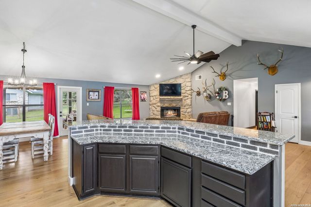 213 RANGER DR, Boerne, TX 78006