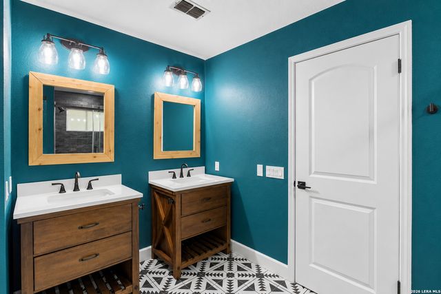 213 RANGER DR, Boerne, TX 78006