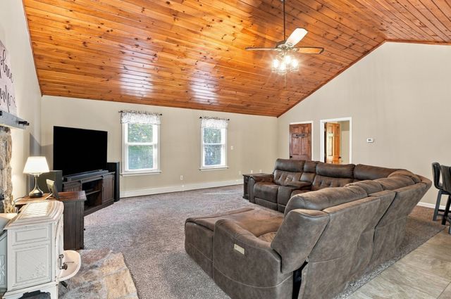 23 Talon Drive, Millville, MA 01529