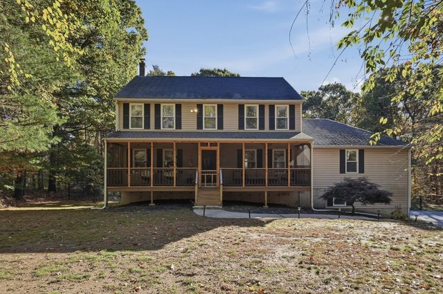 23 Talon Drive, Millville, MA 01529