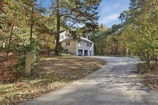 23 Talon Drive, Millville, MA 01529