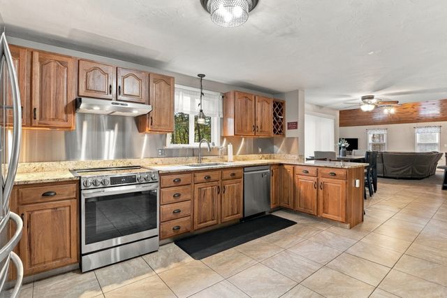 23 Talon Drive, Millville, MA 01529