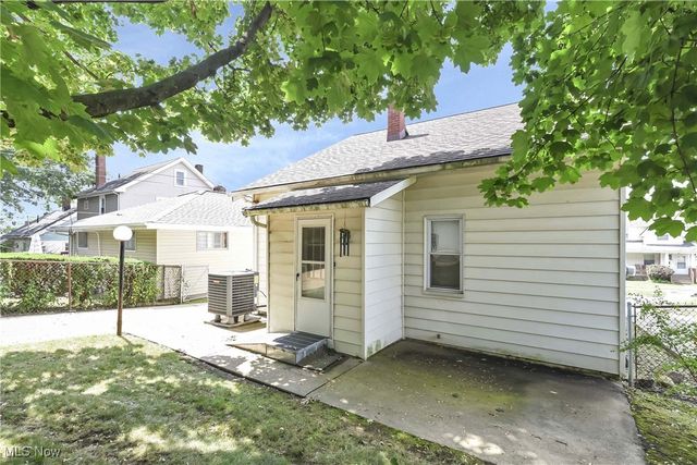 4729 E 90th Street, Garfield Heights, OH 44125