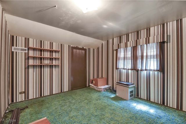 4729 E 90th Street, Garfield Heights, OH 44125