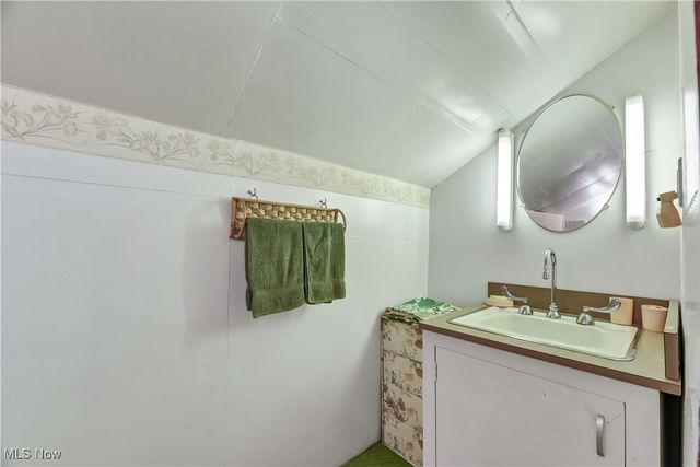 4729 E 90th Street, Garfield Heights, OH 44125