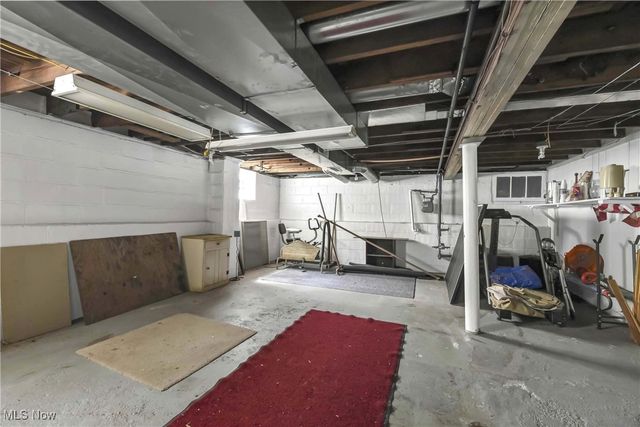 4729 E 90th Street, Garfield Heights, OH 44125