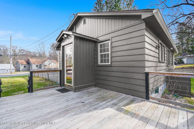 9377 New York 22, Hillsdale, NY 12529