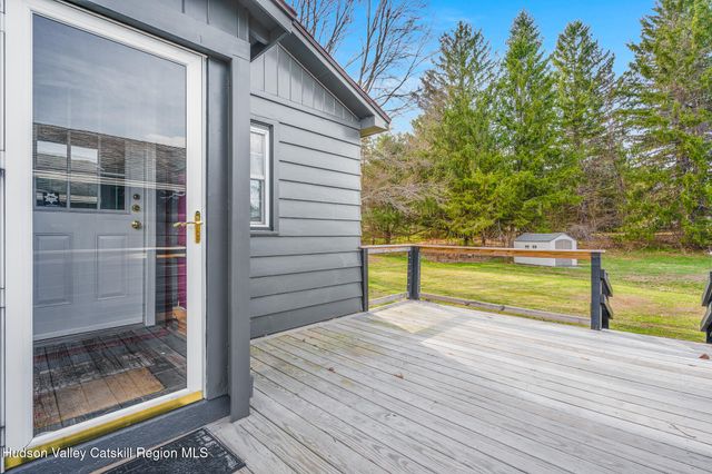 9377 New York 22, Hillsdale, NY 12529