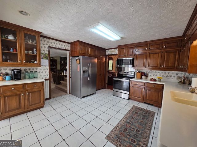 8 Rover Road, Williamson, GA 30292