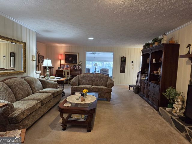 8 Rover Road, Williamson, GA 30292
