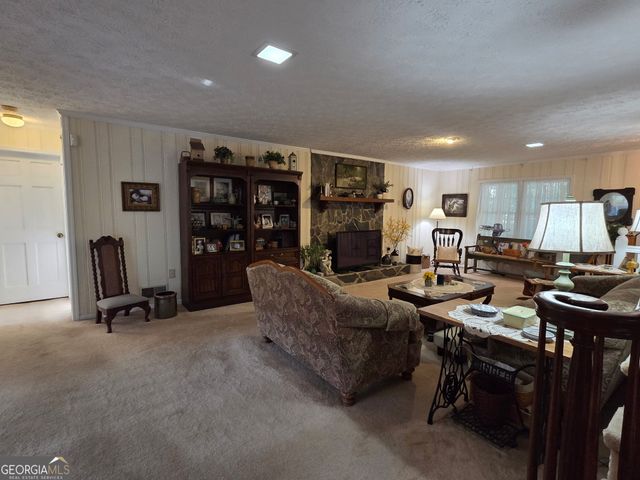 8 Rover Road, Williamson, GA 30292