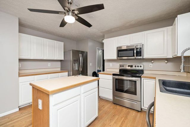 2120 Sunrush Court, Grove City, OH 43123