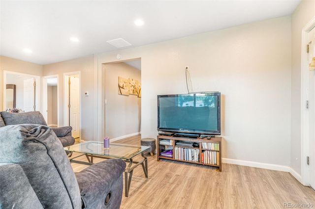 3835 W 3RD Avenue, Denver, CO 80219