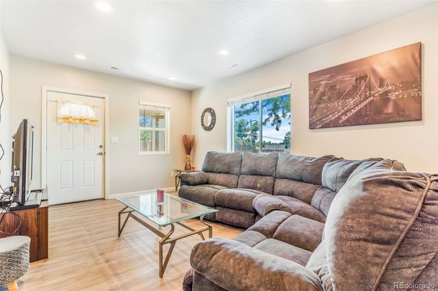3835 W 3RD Avenue, Denver, CO 80219