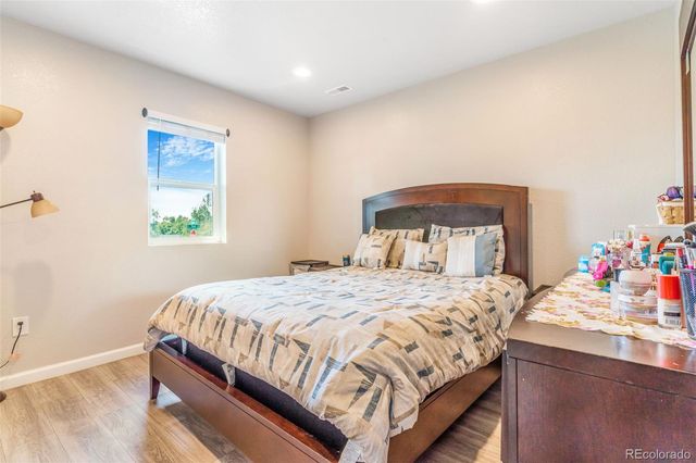 3835 W 3RD Avenue, Denver, CO 80219