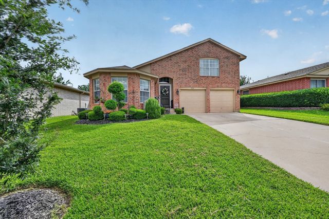 525 Berryhill Drive, Mansfield, TX 76063