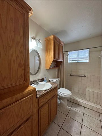 5326 Alejandro St, Corpus Christi, TX 78415