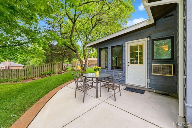 14632 Laketrails Court, Chesterfield, MO 63017