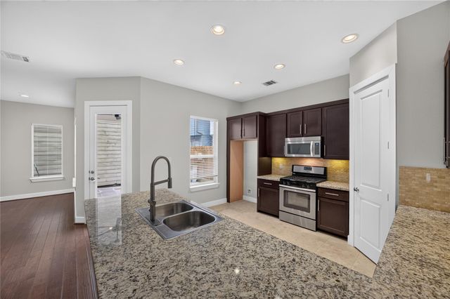 8806 Hollister Square Court, Houston, TX 77080