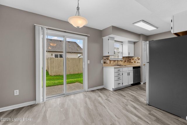 12605 Westport Ridge Way, Louisville, KY 40245