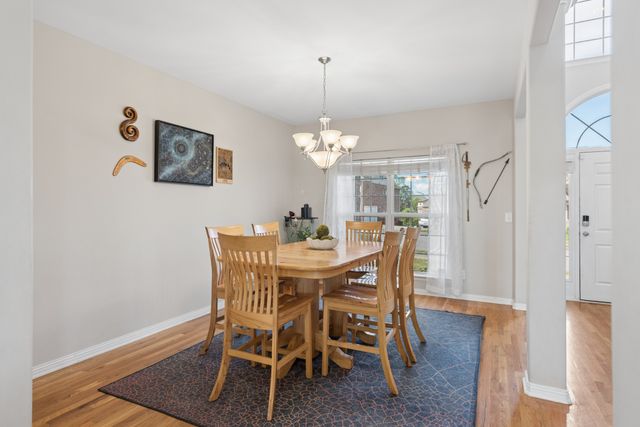 852 Fonnic Dr, Nashville, TN 37207