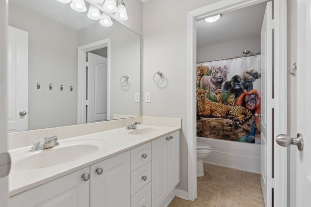 852 Fonnic Dr, Nashville, TN 37207