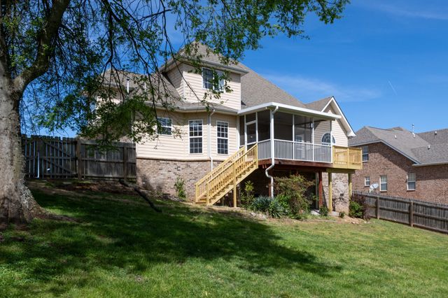 852 Fonnic Dr, Nashville, TN 37207