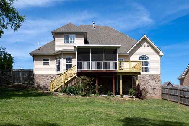 852 Fonnic Dr, Nashville, TN 37207