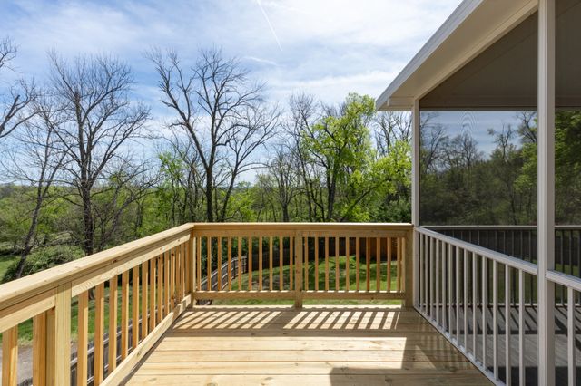852 Fonnic Dr, Nashville, TN 37207