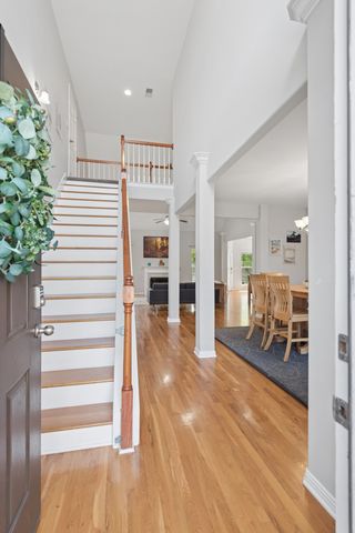 852 Fonnic Dr, Nashville, TN 37207