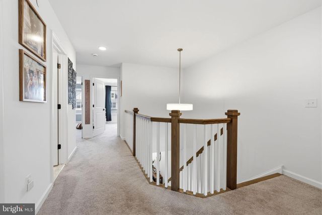 68 PARRY WAY, Ivyland, PA 18974