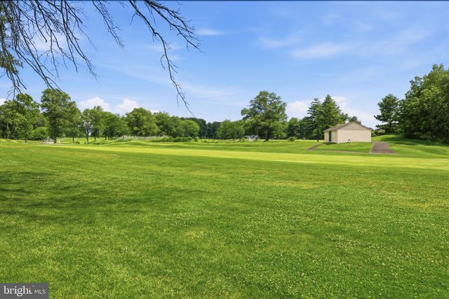 68 PARRY WAY, Ivyland, PA 18974