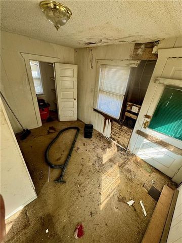 241 N 20th Street, Kansas City, KS 66102