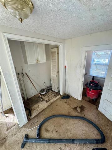 241 N 20th Street, Kansas City, KS 66102