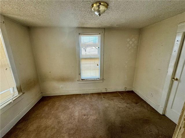 241 N 20th Street, Kansas City, KS 66102