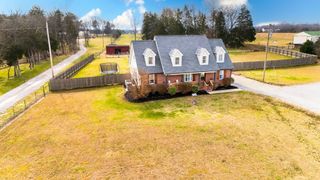 1993 Egypt Rd, Chapel Hill, TN 37034