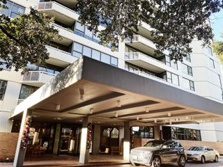 14 Greenway Plaza 23M, Houston, TX 77046