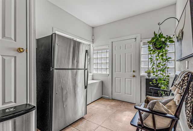 1618 Seevers Avenue, Dallas, TX 75216