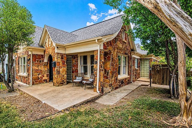 1618 Seevers Avenue, Dallas, TX 75216