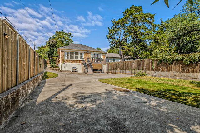 1618 Seevers Avenue, Dallas, TX 75216