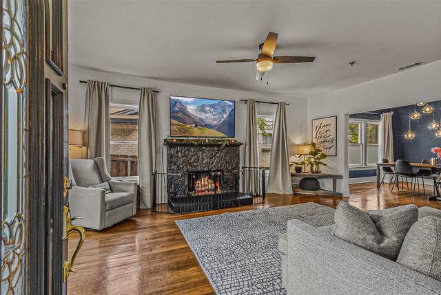 1618 Seevers Avenue, Dallas, TX 75216