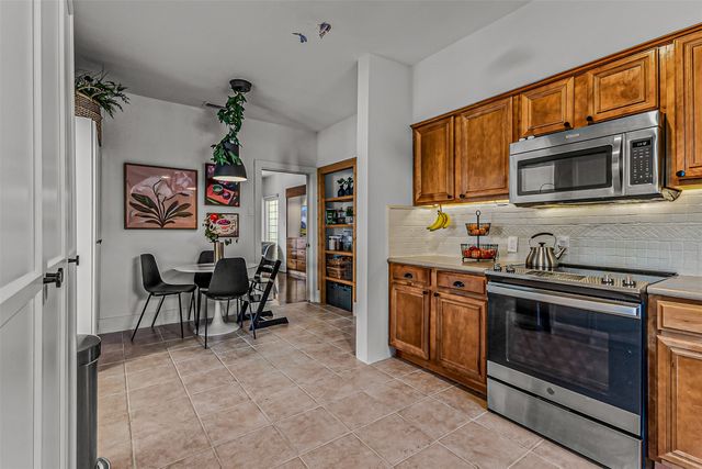 1618 Seevers Avenue, Dallas, TX 75216