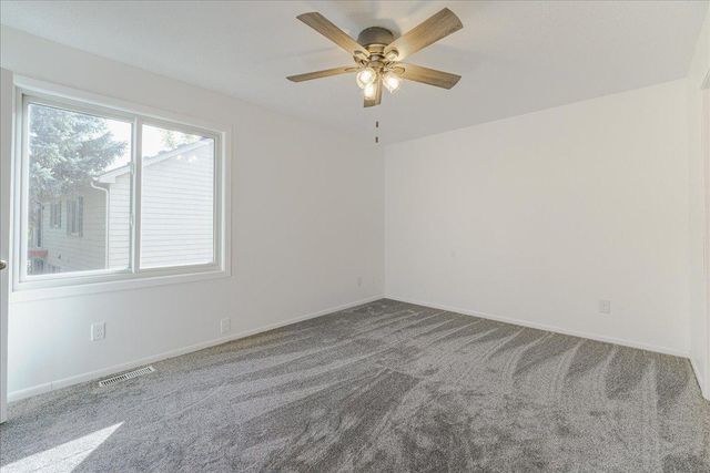 1712 Rio Loma Drive, Burnsville, MN 55337