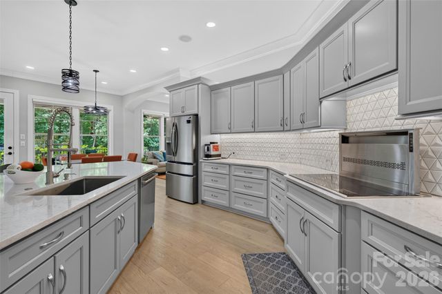 1133 Wessington Manor Lane, Fort Mill, SC 29715