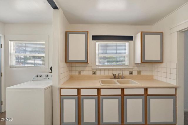 822 E Pleasant Street, Santa Paula, CA 93060