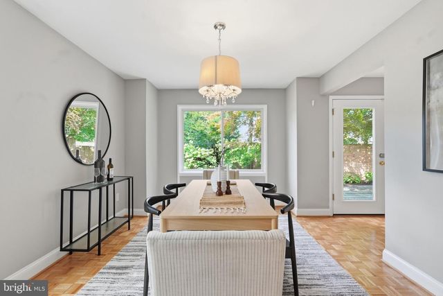 6313 SWORDS WAY, Bethesda, MD 20817