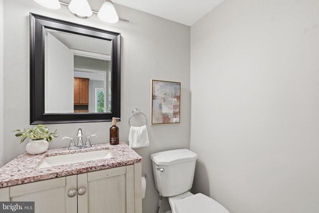 6313 SWORDS WAY, Bethesda, MD 20817