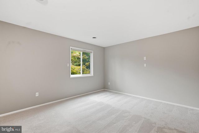 6313 SWORDS WAY, Bethesda, MD 20817