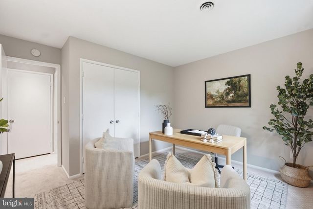 6313 SWORDS WAY, Bethesda, MD 20817