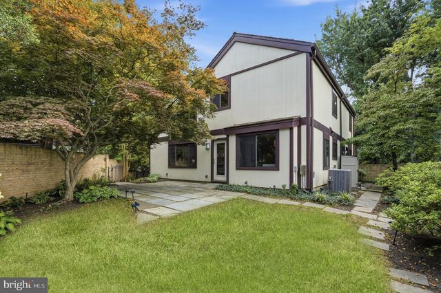 6313 SWORDS WAY, Bethesda, MD 20817
